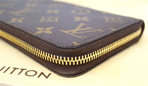 cost of Louis Vuitton wallet